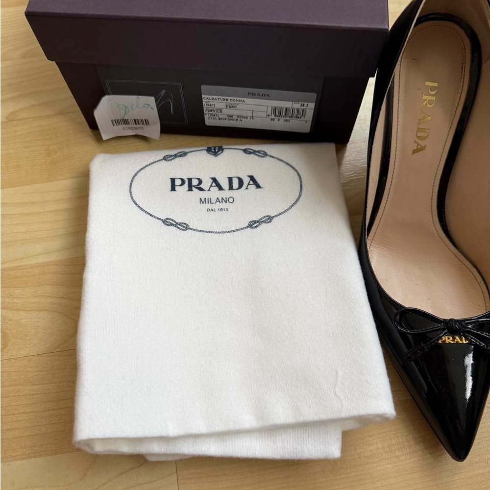 Prada Black Patent Leather Heels - Picture 2 of 12